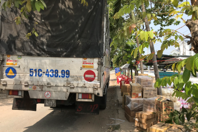  Phát hiện hàng 13Win OKVIP Cá cược bóng đá, phụ tùng ô tô, điện gia dụng không có hóa đơn, chứng từ