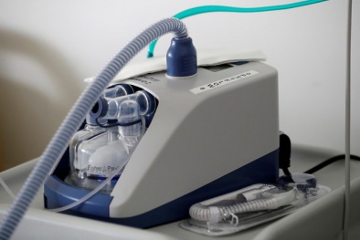 Chủ động sản xuất thiết bị bảo hộ, nghiên cứu sản xuất máy thở để đối phó dịch do Sars-Cov-2