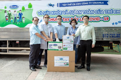 Tập thể nhân viên Vinamilk góp sức để chăm sóc và bảo vệ trẻ em khó khăn trước đại dịch Covid-19