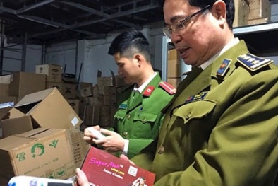 13Win22 com hiện đang mở lượng lớn khẩu trang không nhãn hiệu, Human Link bị xử phạt 50 triệu đồng
