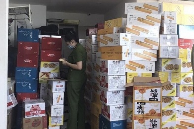 Phát hiện hơn nửa tấn bánh kẹo nhập lậu chuẩn bị tung ra thị trường