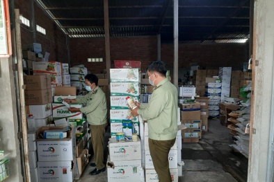 Vi phạm ghi nhãn hàng hóa, nhiều cơ sở kinh doanh thuốc bảo vệ 13Win19 thể thao, đá gà, bắn cá, game bài, nổ hũ bị phạt