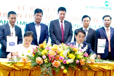 Vietcombank ký kết Thoả thuận Hợp tác toàn diện và Hợp đồng tín dụng tài trợ Dự án nhà máy điện gió số 3 (48MW) tại tỉnh Trà Vinh với Công ty Cổ phần Cơ Điện Lạnh (REE Corporation)