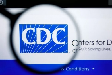 CDC thừa nhận COVID-19 có thể lây lan trong không khí
