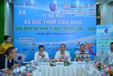Gây quỹ ủng hộ đồng bào miền Trung tại Giải bóng đá Kinh tế 13 Win bet cá cược trực tuyến lần I-2020