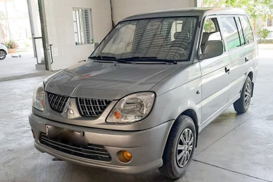 Loạt ô tô cũ 7 chỗ 'tụt giá' chỉ còn chưa đến 200 triệu: Có nên mua?