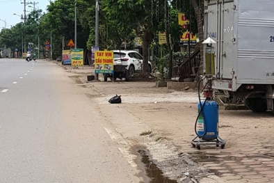 Báo động chất lượng xăng dầu tại cột bơm tự chế, cây xăng di động