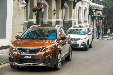 Giá xe Peugeot tháng 11: Peugeot 2008 lộ ảnh chạy thử tại Việt Nam, đối thủ của Kia Seltos