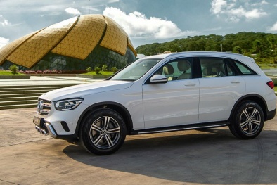 Mỗi chiếc ô tô Mercedes bán ra tại Việt Nam, đại lý lãi ngay hơn 100 triệu đồng