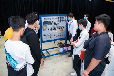 Học sinh Đồng Tháp hào hứng trải nghiệm Campus Tour Tại Nova College