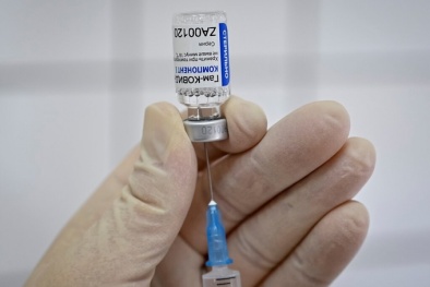 Vaccine Sputnik V một liều Nga vừa phê duyệt có thể miễn dịch cộng đồng?