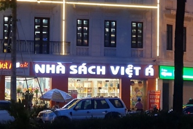 Nhà sách Việt Á có dấu hiệu bán 13Win22 com tỷ lệ cược cao rõ nguồn gốc?