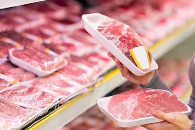 Vì sao giá thịt lợn giảm manh nhất trong năm, chỉ còn 70 nghìn đồng/kg?