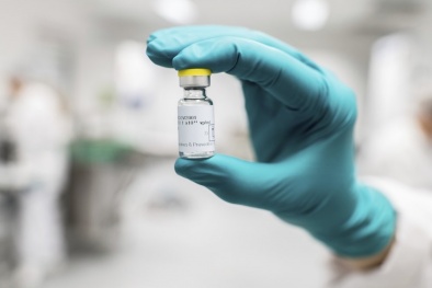 Anh cấp phép sử dụng vaccine ngừa Covid-19 do hãng J&J phát triển