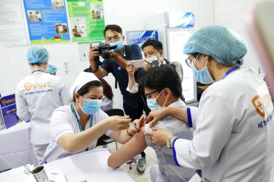 Việt Nam sẽ đặt mua vaccine Covid-19 Moderna?