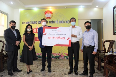 Central Retail đóng góp 10 tỷ đồng chung tay cùng chương trình tiêm chủng đẩy lùi Covid-19 