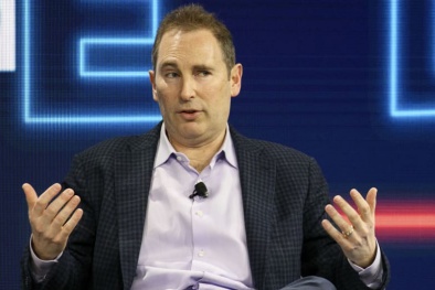 Chân dung CEO đế chế bán lẻ trực tuyến quyền lực nhất hành tinh