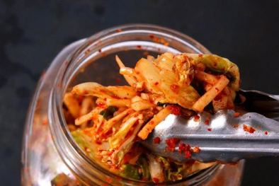 Tác hại không ngờ từ việc ăn quá nhiều kim chi