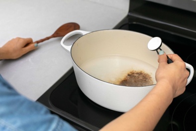 Lạm dụng baking soda có nguy cơ hủy hoại răng, mắc bệnh tim mạch