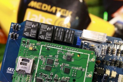 Trung Quốc phạt 3 công ty bán chip ô tô do tăng giá bất hợp pháp