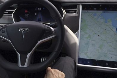 Điều tra nguy cơ gây tai nạn của xe ô tô Tesla