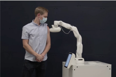 Robot tự động thực hiện tiêm chủng không dùng kim tiêm