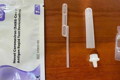 Nhiều kit test nhanh vẫn bán tràn lan trên thị trường dù chưa được cấp phép