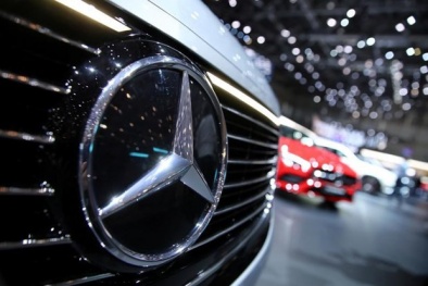 Mercedes-Benz 'dính' án phạt gian lận khí thải tại Hàn Quốc