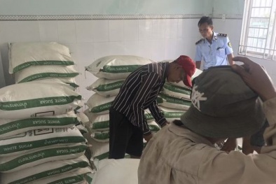 Long An: Thu giữ hơn 2.000kg đường cát nghi nhập lậu