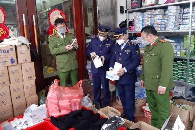 Buôn bán thuốc điều trị và kit test không rõ nguồn gốc: 'Nóng' cùng số ca nhiễm Covid-19