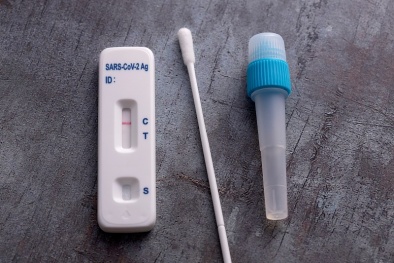 F0 test nhanh âm tính liệu có lây nhiễm cho người khác hay không?