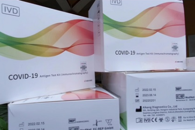 Xử lý hình sự hành vi bán thuốc điều trị Covid-19, kit test, máy đo SpO2 không rõ nguồn gốc