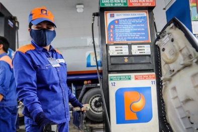 Phó Thủ tướng yêu cầu xử lý nghiêm các hành vi buôn lậu, gian lận xăng dầu