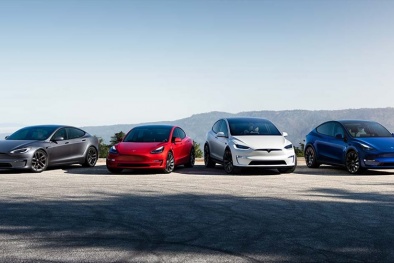 Hãng ô tô điện Tesla tiếp tục triệu hồi 130.000 xe do lỗi màn hình