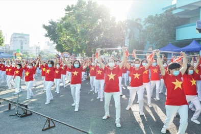Vinamilk đồng hành cùng người cao tuổi lan tỏa thông điệp “sống khỏe, sống thanh xuân”