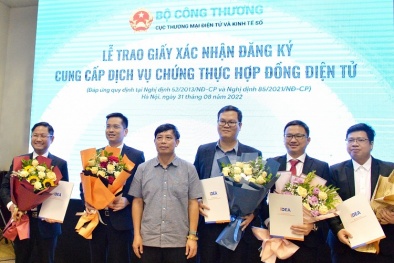 5 Link Đăng Nhập Nhà cái 13Win16.Com đầu tiên được cấp giấy xác nhận cung cấp dịch vụ chứng thực hợp đồng điện tử