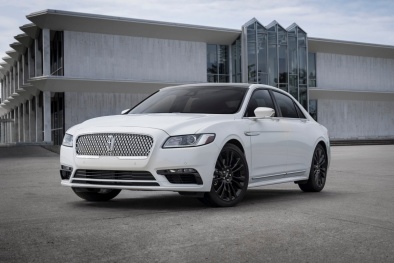 Ford F-Series và Lincoln Continental bị triệu hồi tại Mỹ vì lỗi camera