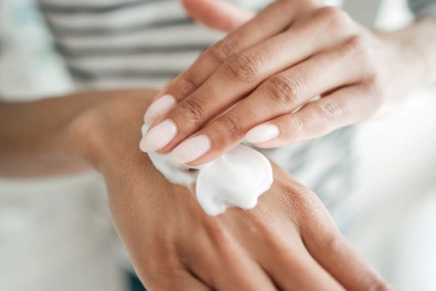 Cảnh báo kem làm trắng da chứa thành phần bị cấm dùng trong sản phẩm bán không kê đơn