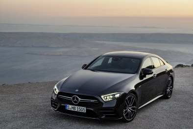 20.000 chiếc Mercedes-Benz bị triệu hồi do lỗi ắc-quy
