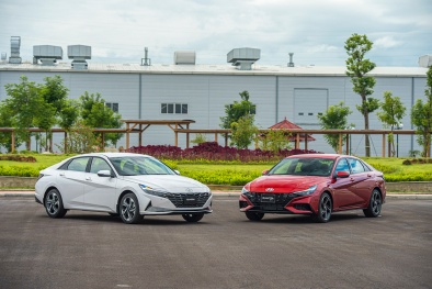 Hyundai Elantra thế hệ hoàn toàn mới chính thức ra mắt thị trường Việt, lộ diện giá bán
