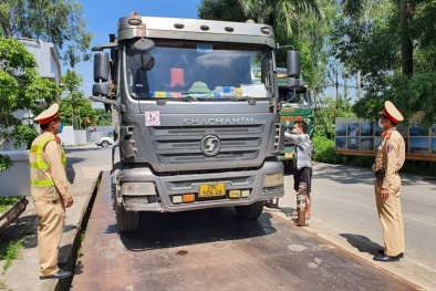 Hà Nội thu hồi phù hiệu gần 1.550 phương tiện vi phạm tốc độ