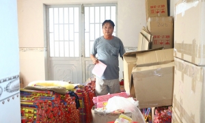 Triệt phá xưởng sản xuất nhang trầm hương giả quy mô lớn tại tỉnh Vĩnh Long