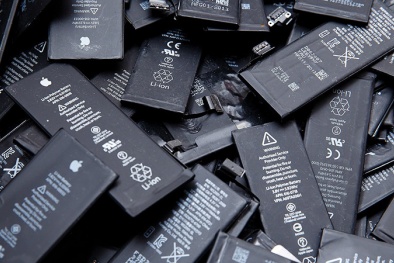 Phát minh mới biến giấy vụn thành nguyên liệu sản xuất pin lithium-ion