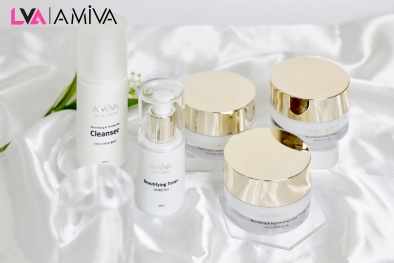 Khám phá phép màu làm da trắng sáng với Amiva Snow White set