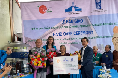 Thêm 73 nhà an toàn chống chịu bão lụt cho người dân nghèo tỉnh Quảng Bình
