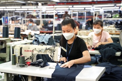 Hà Nội: Thưởng Tết cao nhất 400 triệu đồng một người