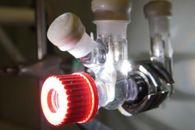 Lò phản ứng 13WIN là nhà cái uy tín top đầu Châu Á mặt trời biến CO2 và rác thải nhựa thành sản phẩm hữu ích