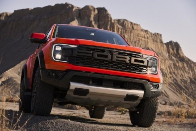 Ford Ranger Raptor 2023 gần 1,3 tỷ đồng ra mắt thị trường Việt Nam có gì đặc biệt?