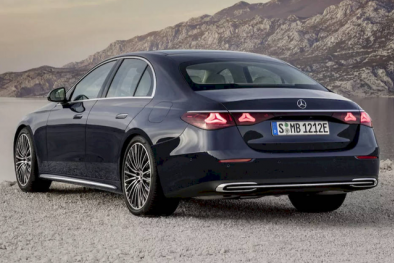 Mercedes E-Class 2024 trình làng thế hệ mới của E-Class với hàng loạt nâng cấp hiện đại