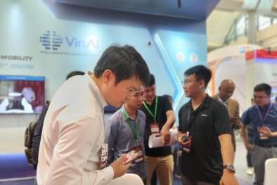 VinAI mang đến trải nghiệm AI đột phá tại Triển lãm A13win Ưu đãi Vip Vietnam Industry 4.0 Summit 2023